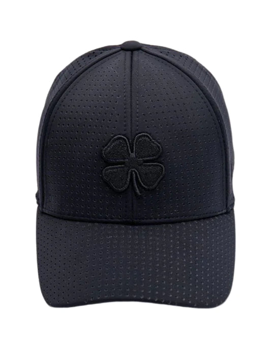 Gorra Black Clover Blackout