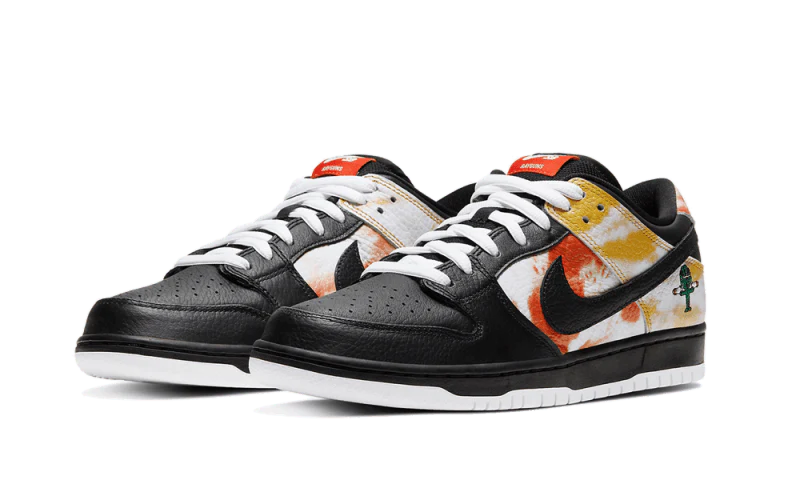 SB Dunk Low Raygun Tie-Dye Black